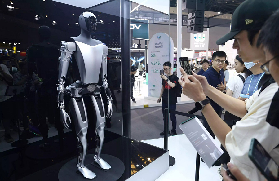 Robotic Rivals Musk's Response to Humanoid Robot Rivals - thefounder